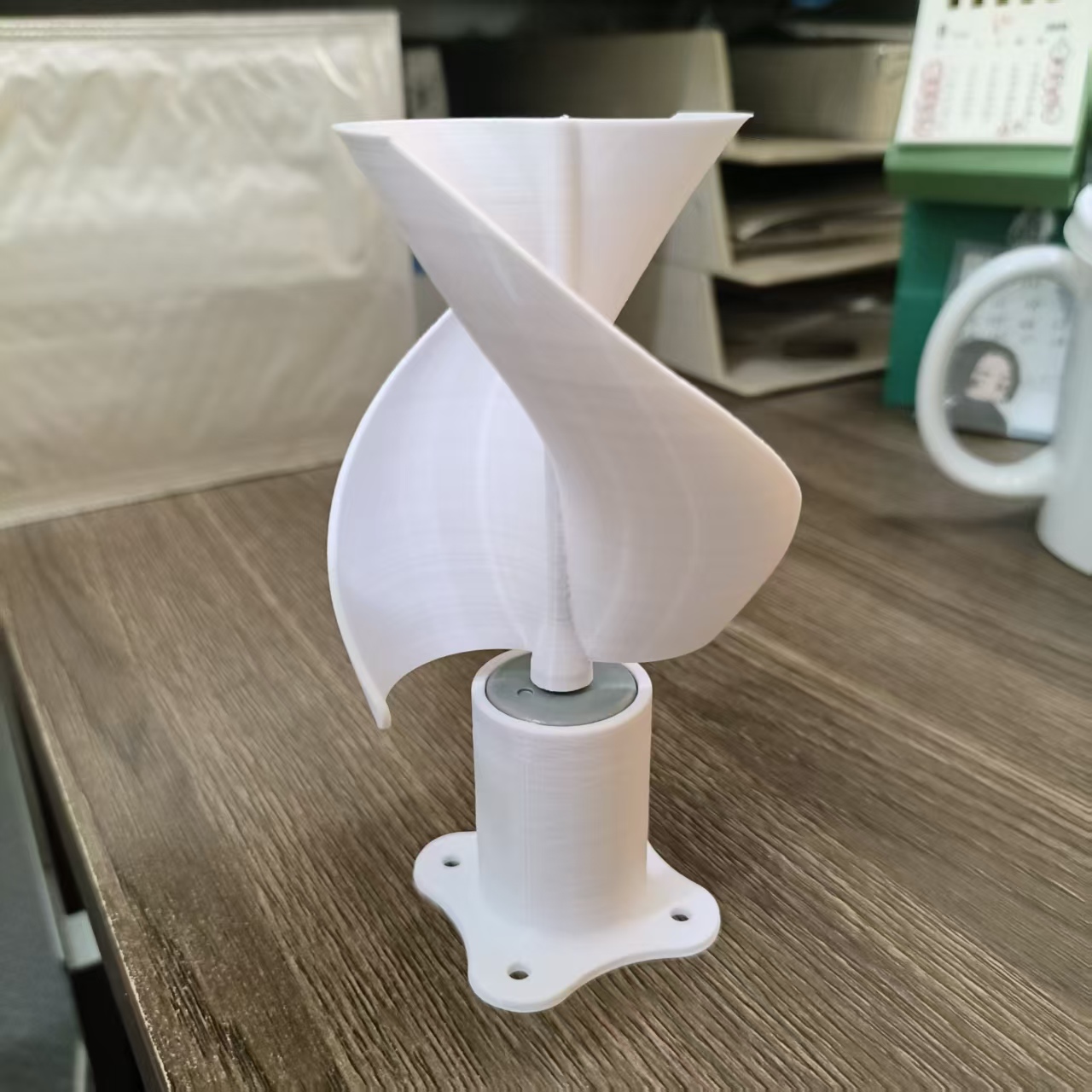 Modello di Turbina Eolica Mini - Mini Wind Turbine Vertical recensione e prezzo